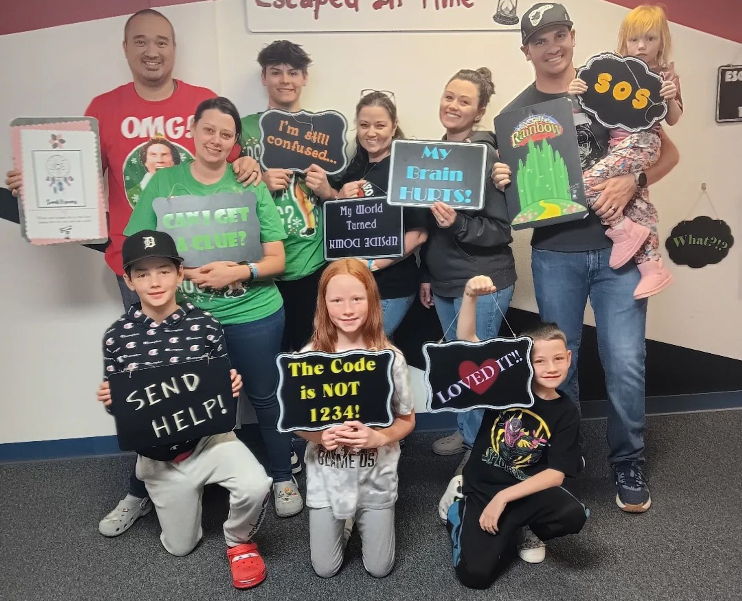 escape room players